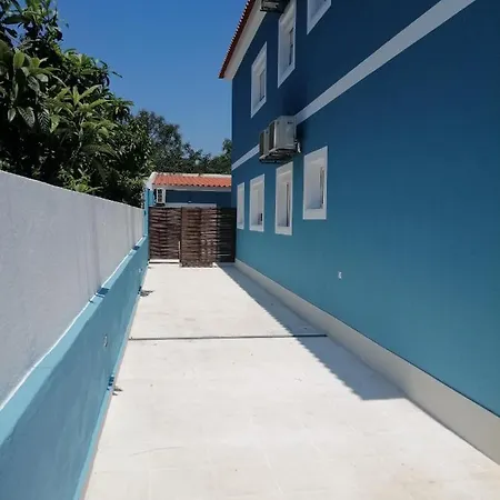Lisbon 7 * Кошта-да-Капарика